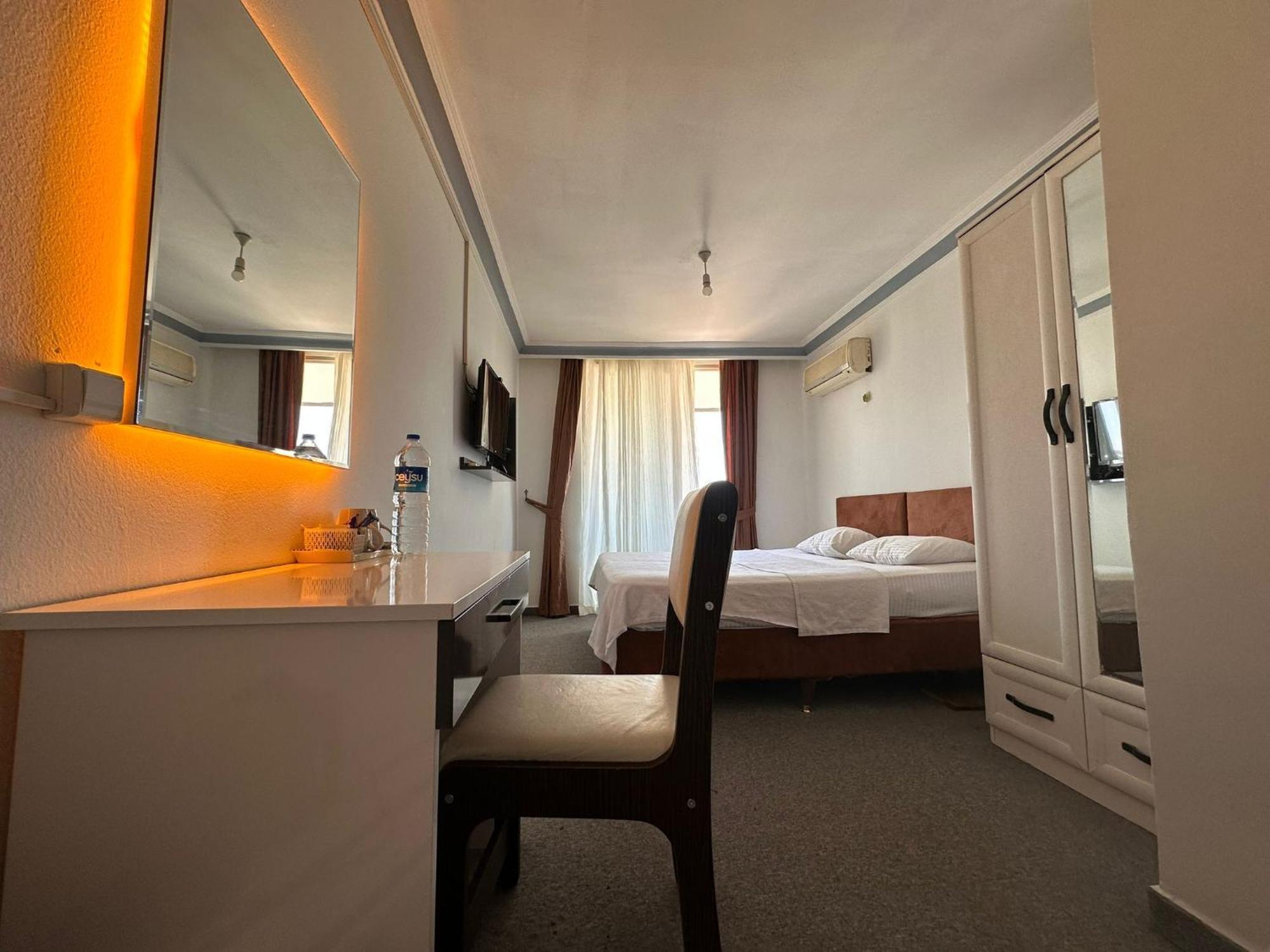 Ezel Group Hotel Анталия Екстериор снимка